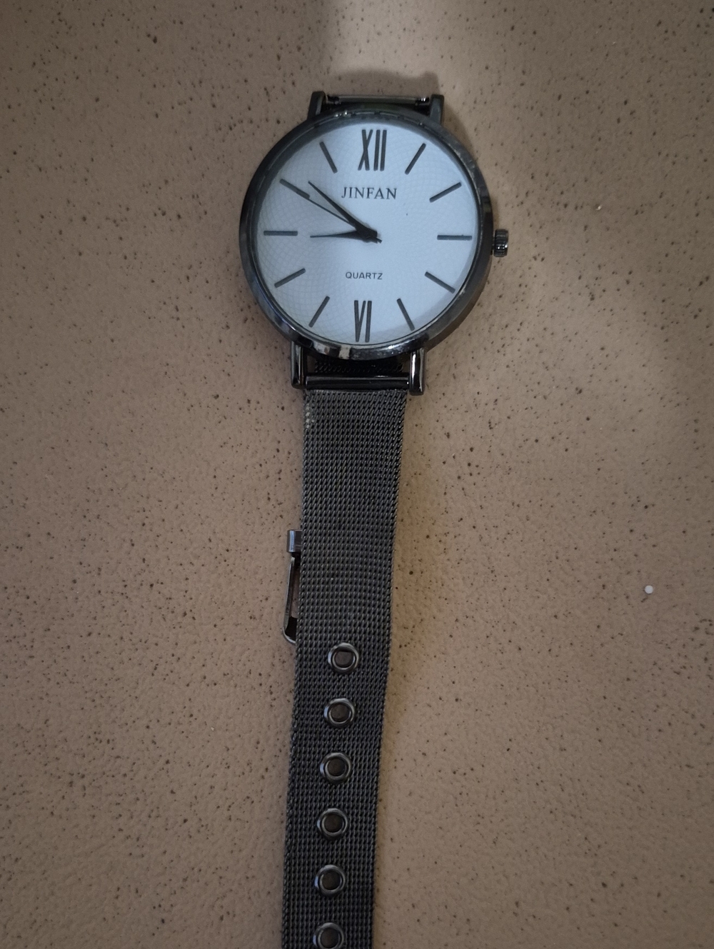 Men's Silver Mesh Band Quartz Watch - White Dial